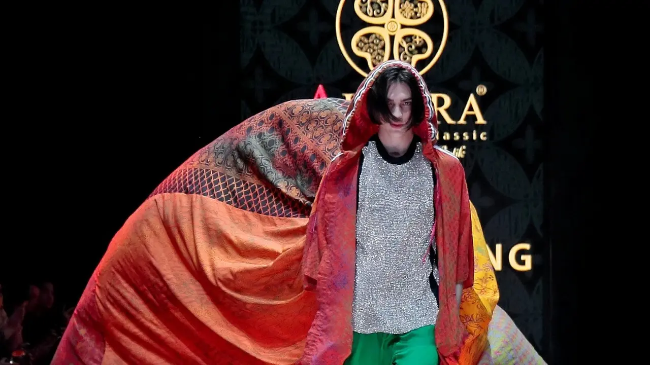 Kolaborasi brand batik Indonesia dengan desainer Malaysia