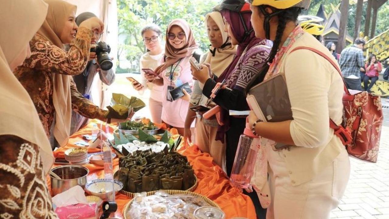 DKP Kalsel Gencarkan Promosi Ikan Lokal Banjar di TMII, Dorong Konsumsi dan Ekonomi Daerah