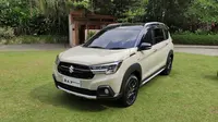 Suzuki XL7 Hybrid resmi dipasarkan di Indonesia. (Septian/Liputan6.com)