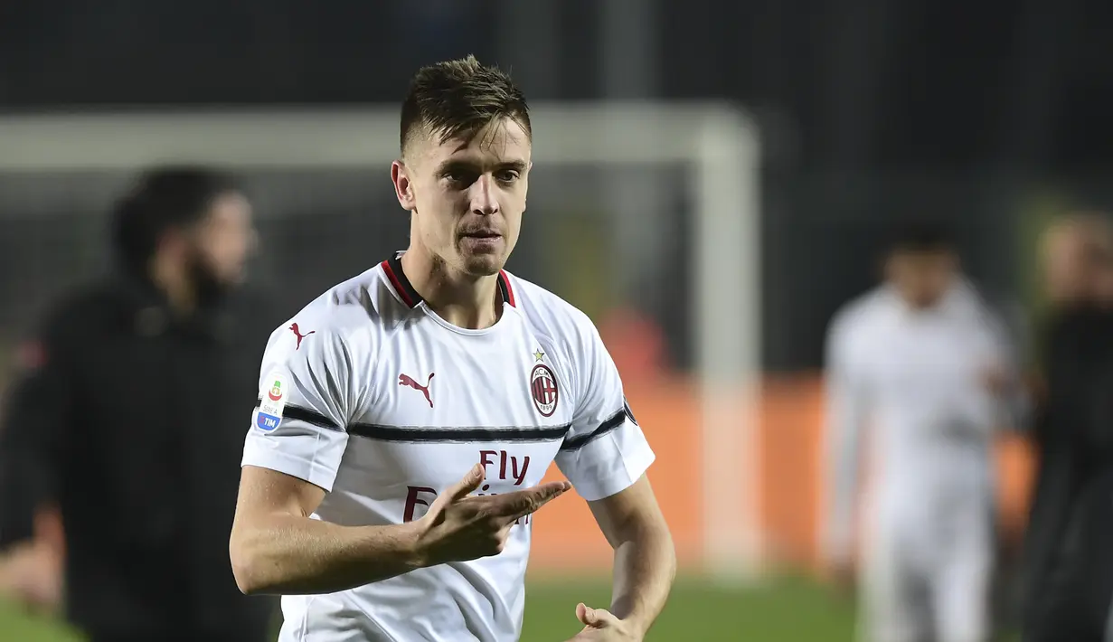 2. Krzysztof Piatek (AC Milan) - 18 gol (AFP/Miguel Medina)