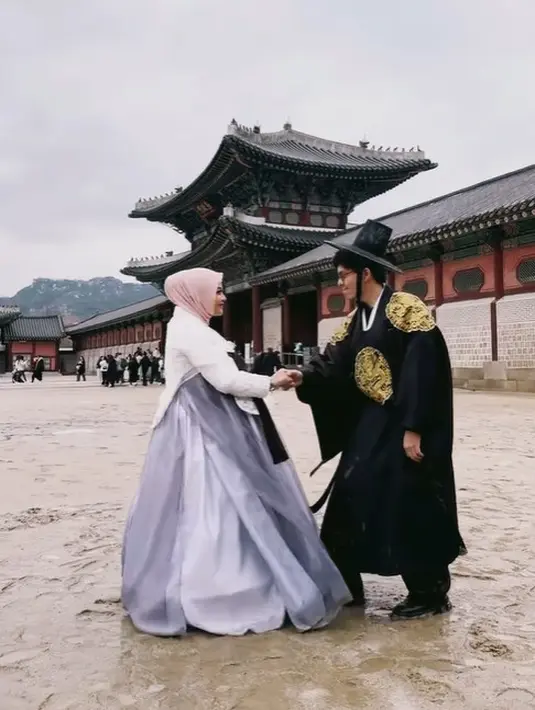 [Foto: Instagram/aurelie.hermansyah]