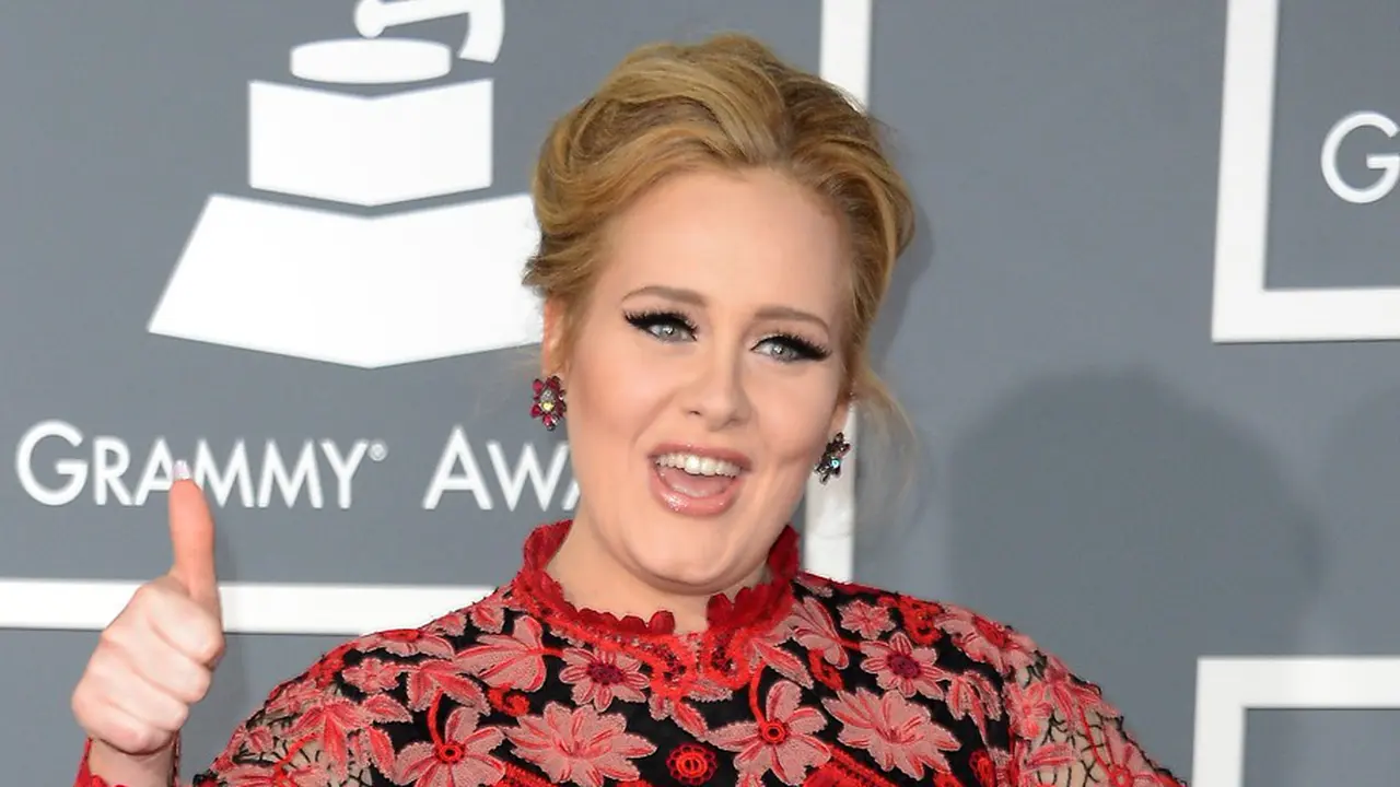 [Bintang] Adele