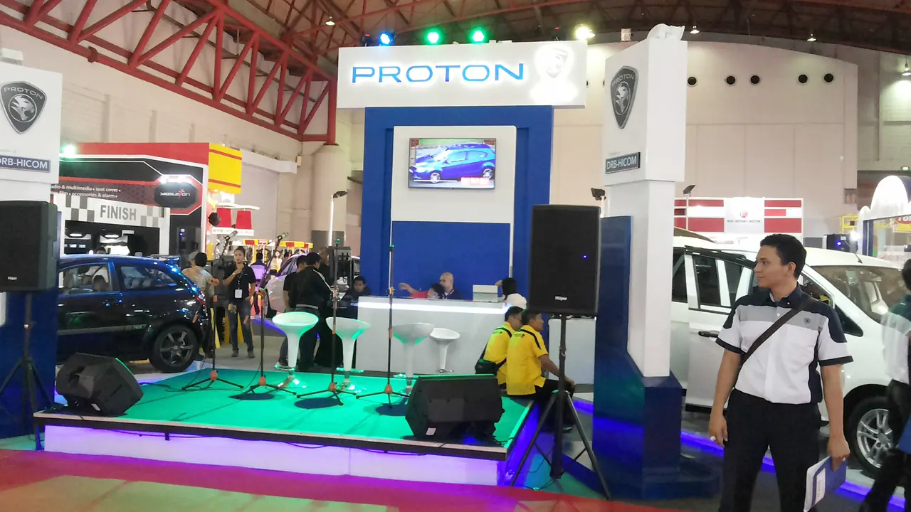 Booth Proton di Jakarta Fair 2015