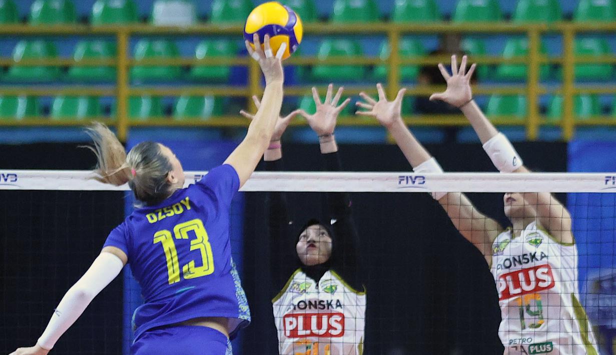 Skuad asuhan Alesandro Lodi tampil dominan sejak set pertama. Namun, mereka sempat kehilangan angka pada set kedua. (Dok. PBVSI)