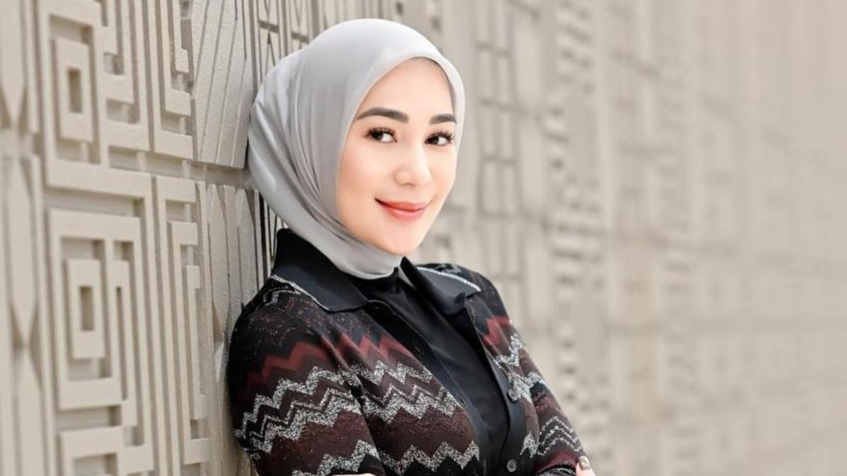 Erin Bantah Tahan KTP hingga HP Milik Mantan ART, Pihak Nur Rohmah Merasa Heran