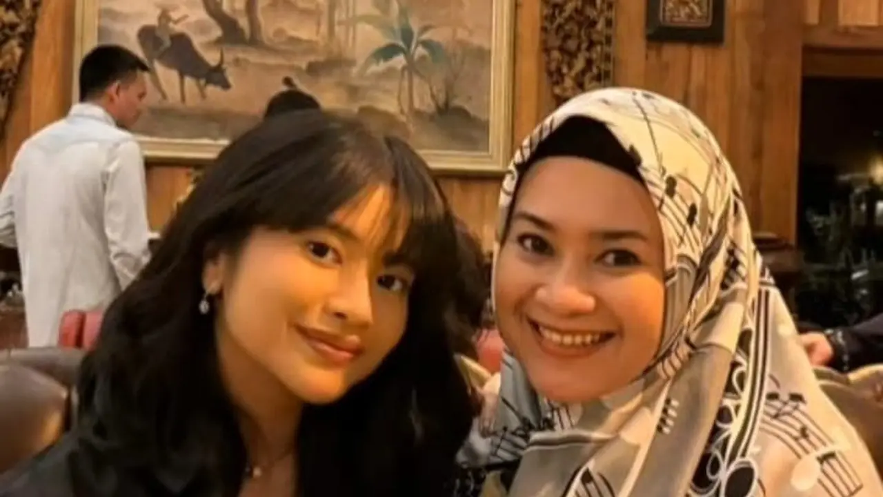 Potret ulang tahun Ikke Nurjanah ke-50 (Sumber: Instagram/@ikkenurjanah0518)
