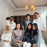 Intip gaya kompak Shenina Cinnamon dan Hanggini sebagai duo bumil bestie di hari kedua Lebaran (@sheninacinnamon)