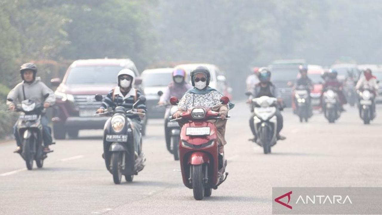 Kementerian Kehutanan Intensifkan Pemadaman Karhutla di Kalimantan Barat