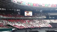 Suasana menjelang opening ceremony Asian Games 2018 di Stadion Utama GBK, Jakarta (Bola.com/Yus Mei Sawitri)