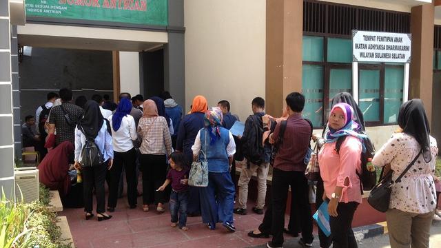 Pendaftaran CPNS lingkup Kejati Sulsel 2018 berjalan dalam pengawasan ketat (Liputan6.com/ Eka Hakim)