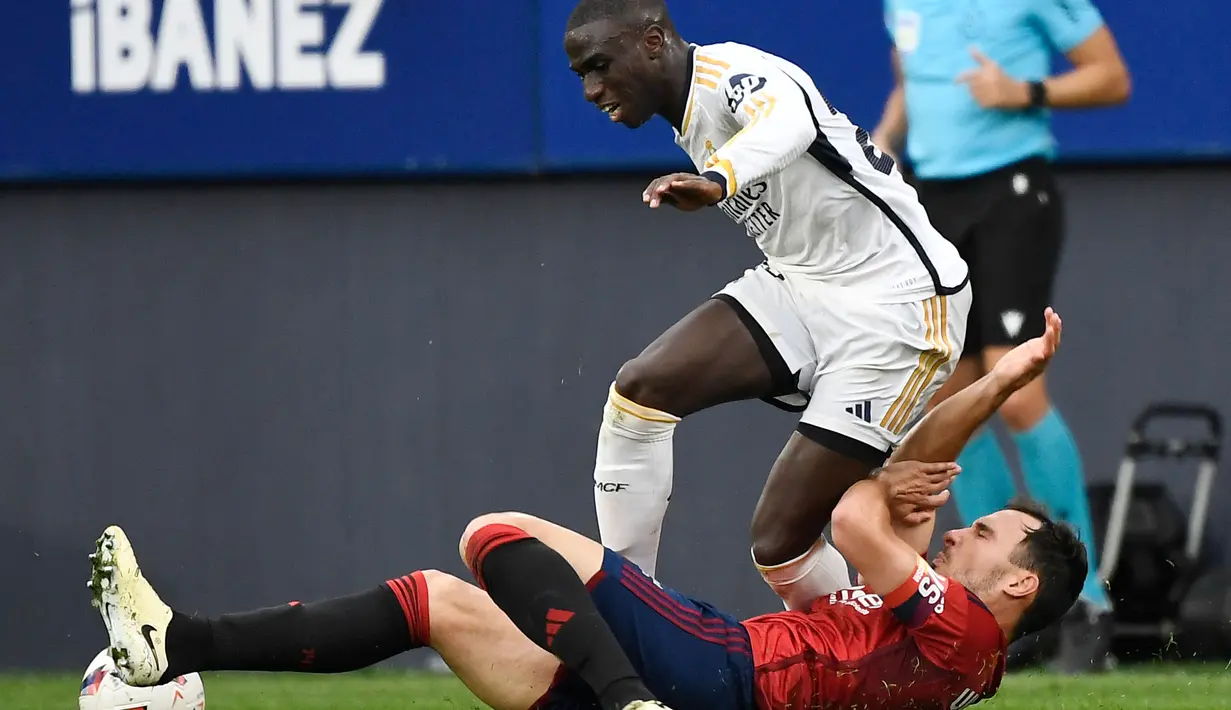 Dua gol Real Madrid lainnya dicetak masing-masing oleh Dani Carvajal pada menit ke-18 dan Brahim Diaz (61’). (Ander Gillenea/AFP)