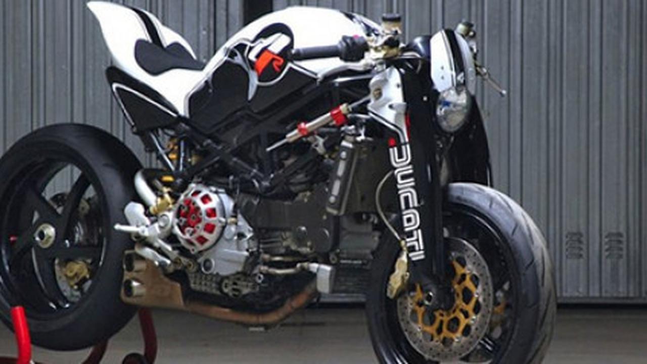 Ducati Monster S4R, kebuasan sang monster