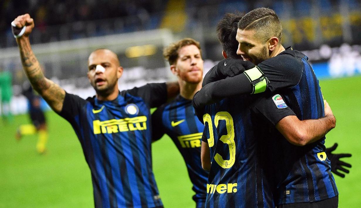 Inter Milan meraih kemenangan 4-2 atas Fiorentina pada laga pekan ke-14 Serie A di Giuseppe Meazza, Senin (28/11/2016). (EPA/Daniel Dal Zennaro)