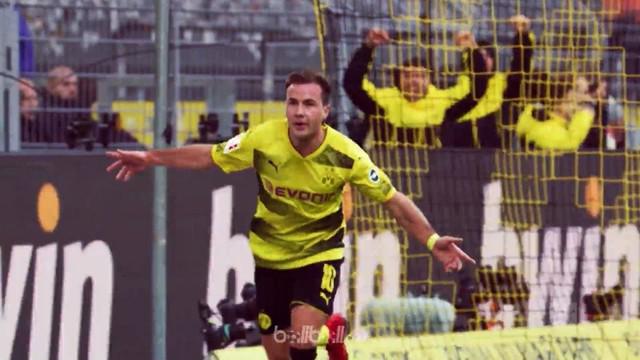 Mario Gotze harus berlari 75 meter demi mencetak gol untuk Borussia Dortmund. This video is presented by Ballball.