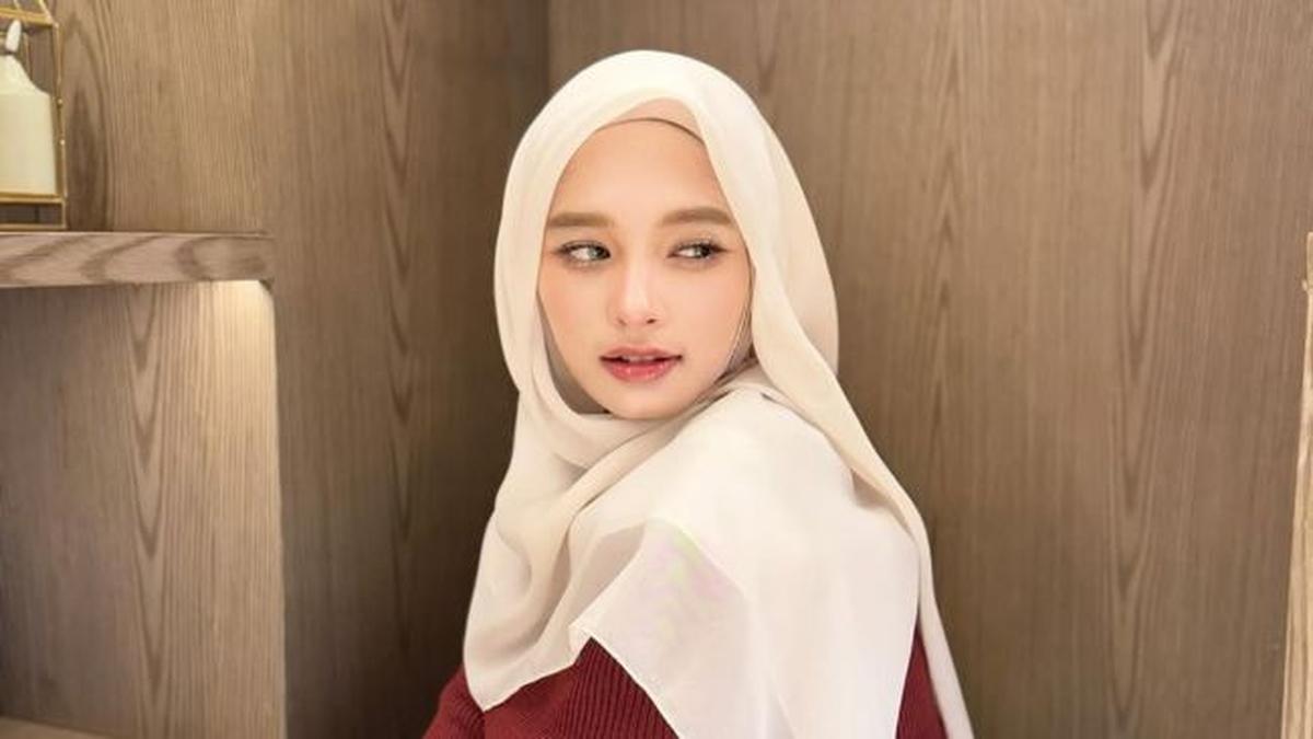 Inara Rusli Unggah 5 Potret Cantik, Caption Jangan Mencintai Orang yang Salah Ramai Bikin Salfok