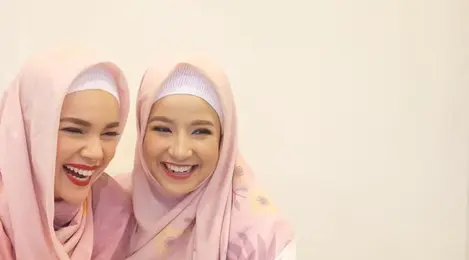 Dewi Sandra dan Natasha Rizky