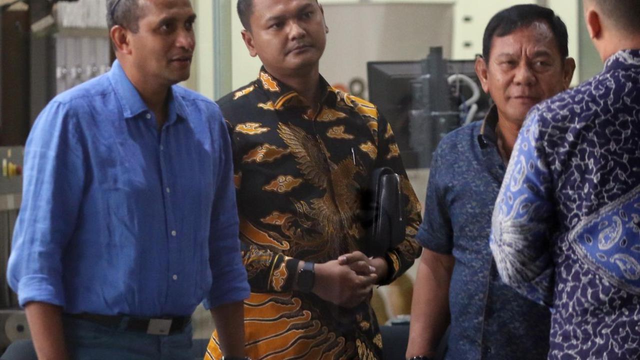 Wakil Menteri Hukum dan HAM (Wamenkumham), Edward Omar Sharif Hiariej atau Eddy Hiariej telah menjalani klarifikasi di Komisi Pemberantasan Korupsi (KPK) terkait dugaan penerimaan gratifikasi Rp7 miliar.