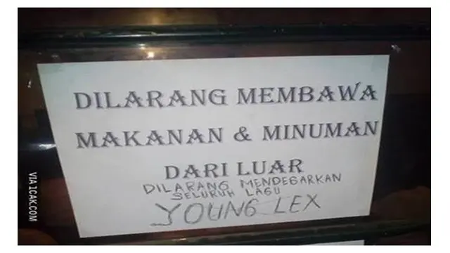 Tulisan Kocak Saat di Warnet Ini Malah Bikin Cengar-Cengir