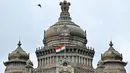 Pemerintah India mengumumkan tujuh hari berkabung nasional pada tanggal 27 Desember, setelah meninggalnya mantan perdana menteri Manmohan Singh. (IDREES MOHAMMED/AFP)