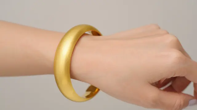 Model Gelang Emas Plat Polos untuk Investasi/Ilustrasi gambar oleh AI