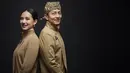 Tampilan Athina Papadimitriou dan Rio Haryanto yang tampil begitu bersahaja dalam foto prewedding. [Foto: Instagram/ Bridestory/ Foto by: @leonardiwedding]