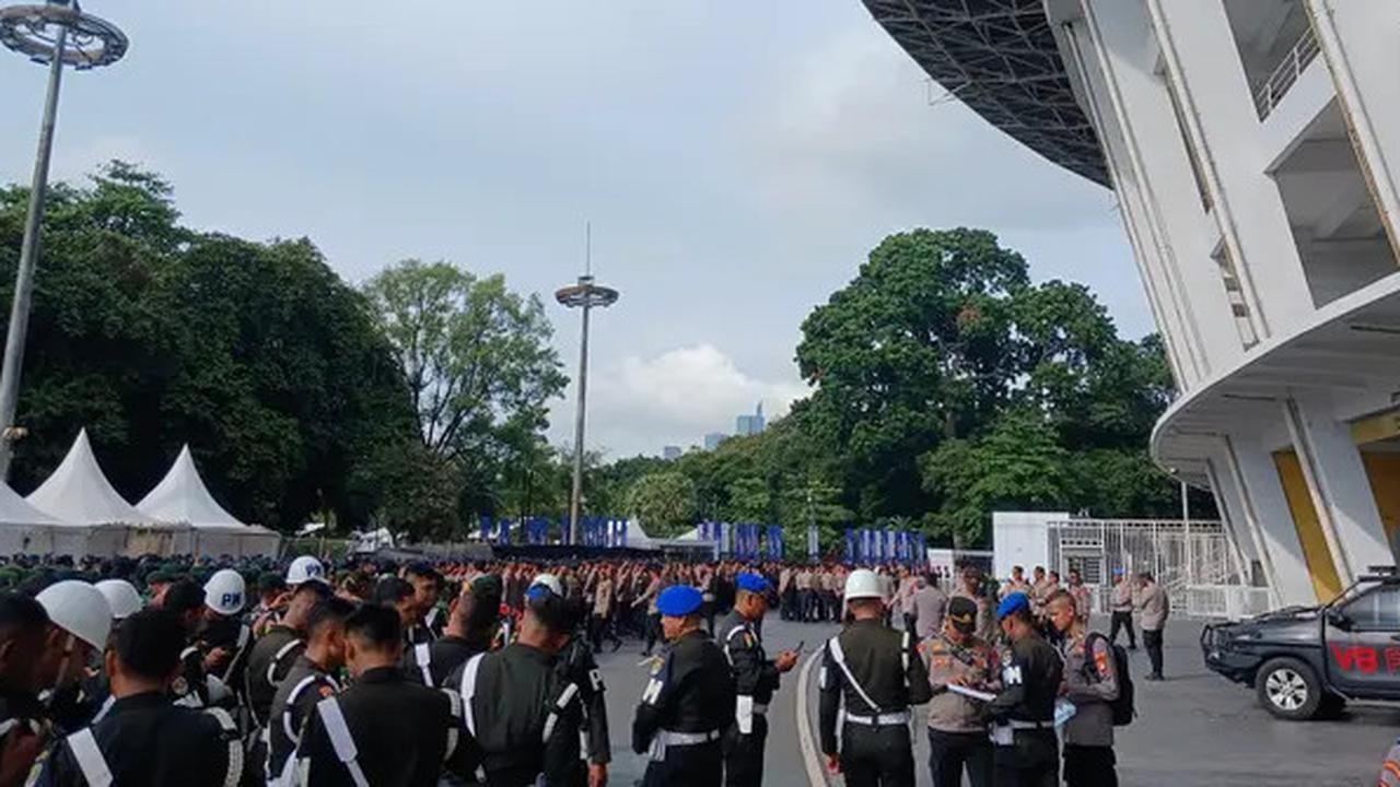 Potret Penjagaan Ketat Jelang Laga Timnas Indonesia Vs Bahrain di SUGBK: Ada Ribuan Aparat Keamanan Hadir