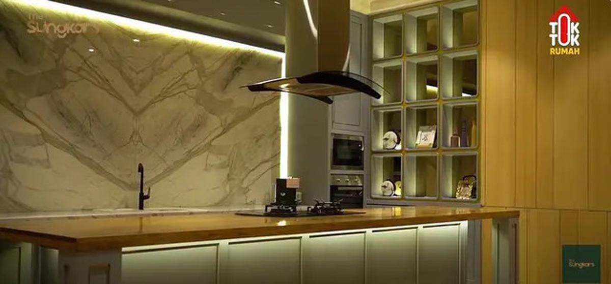 Transformasi Dapur Zaskia Sungkar, Dari Sederhana Menjadi Mewah dan Fungsional