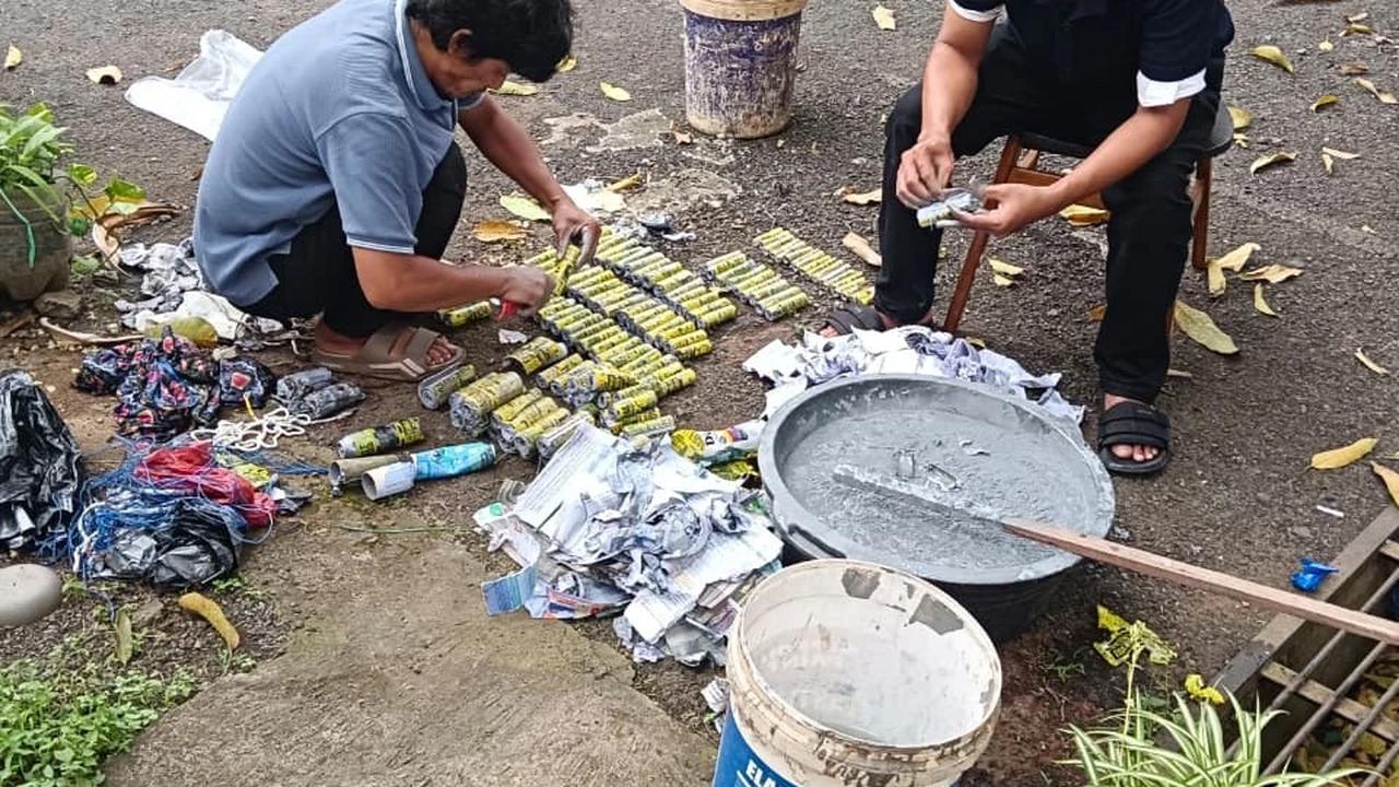 Balon Udara Jatuh di Semarang
