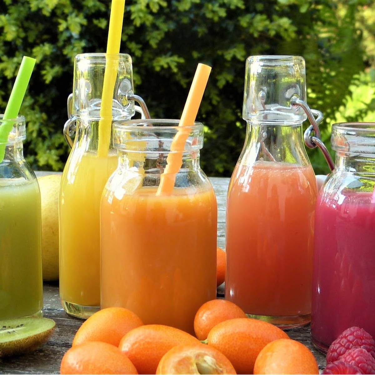 ilustrasi smoothies