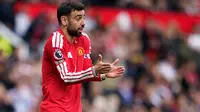 Ekspresi Bruno Fernandes di laga Manchester United vs Nottingham Forest, Minggu (17/5/2026) (AP Photo/Dave Thompson)