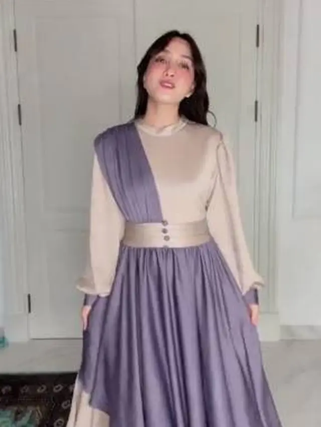 Rilis Busana Ramadan, Ini 7 Gaya Shandy Aulia yang Tampil Tertutup Hingga Berhijab