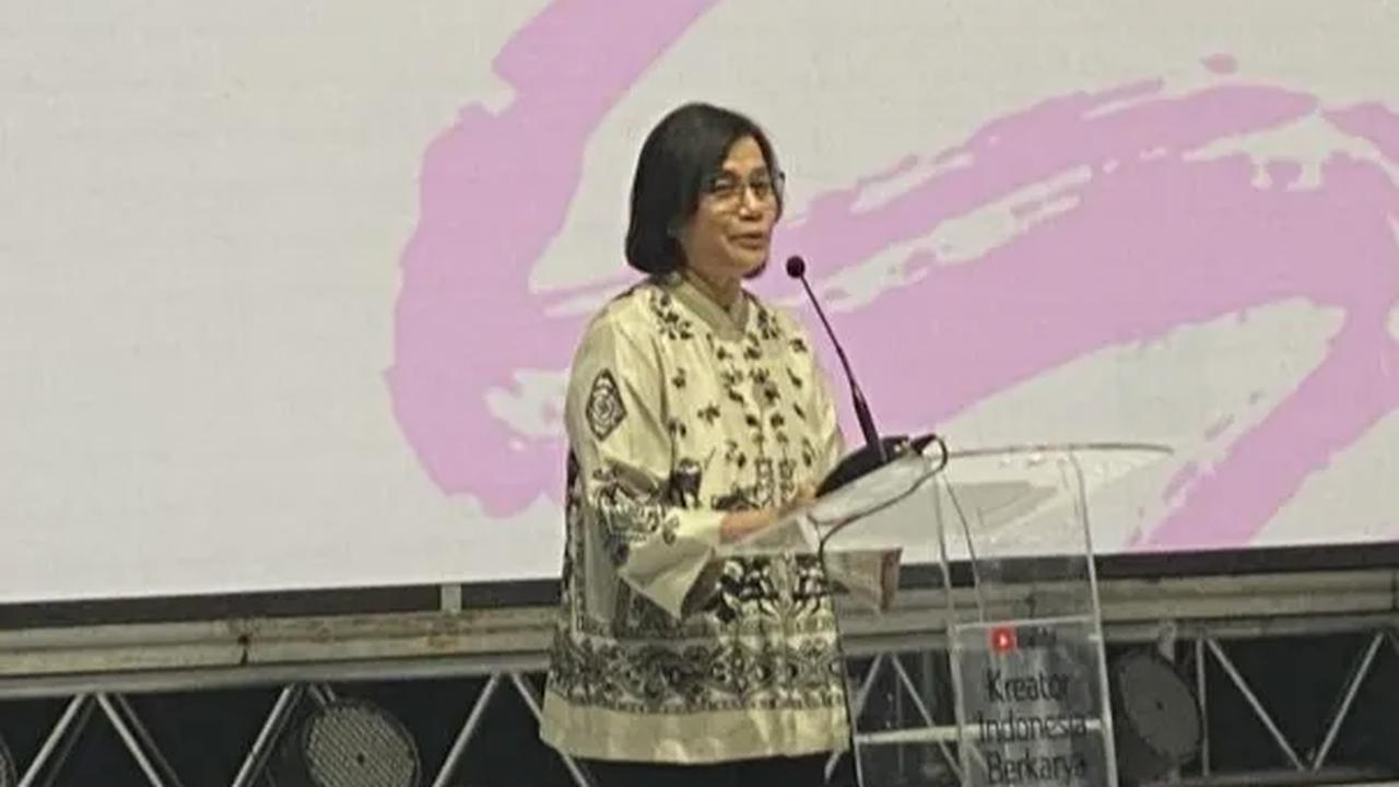Menteri Keuangan Sri Mulyani Indrawati mengajak seluruh konten kreator yang ada di Indonesia untuk rajin membayar pajak demi pembangunan Indonesia.