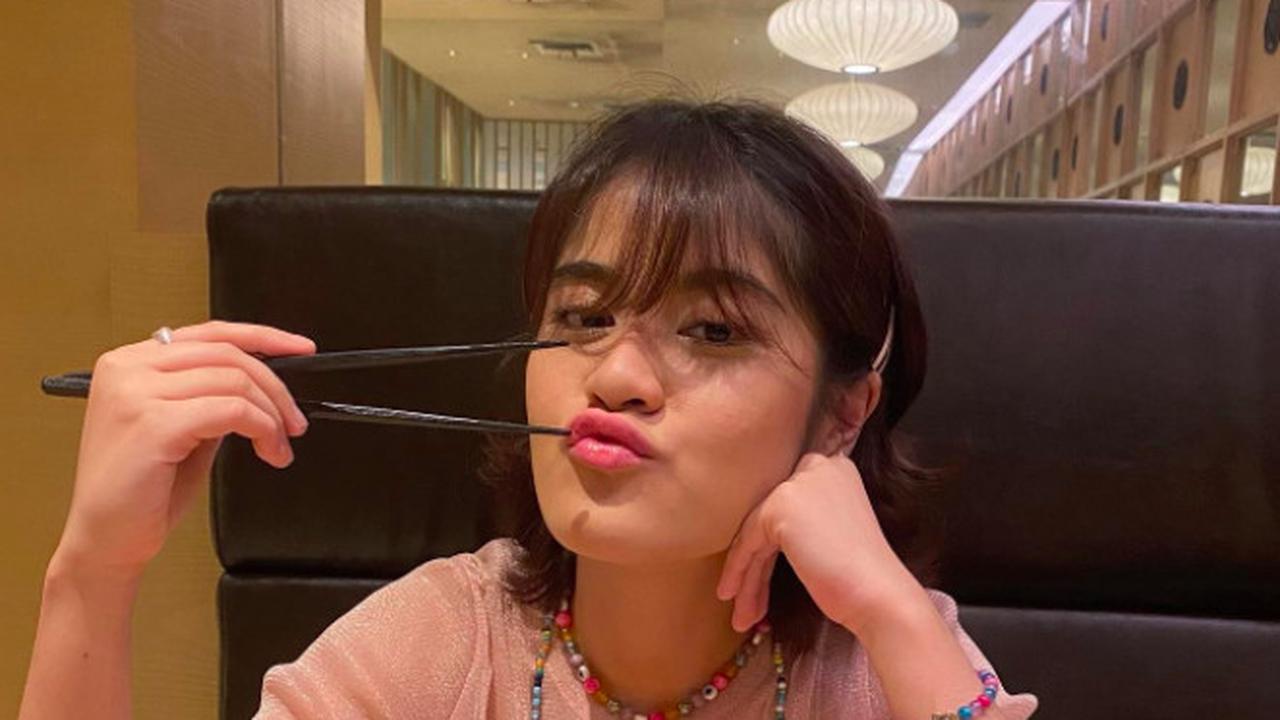 7 Potret Ashira Zamita