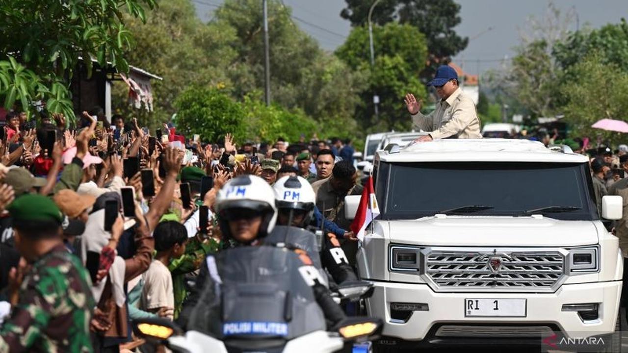 Prabowo Minta Pindad Rancang Khusus Mobil Kepresidenan Prabowo untuk Sapa Rakyat