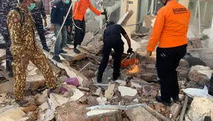 Gempa NTT, Masyarakat Diminta Jauhi Gedung yang Retak dan Hampir Ambruk