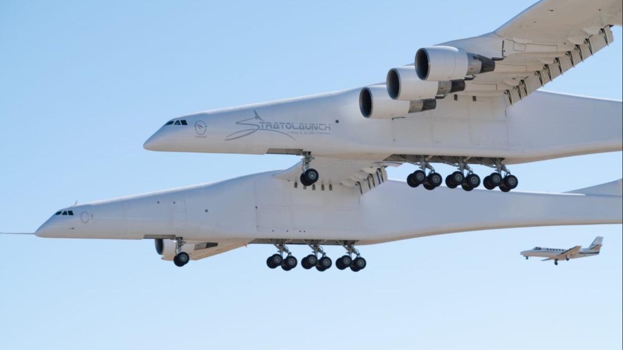 Pesawat terbesar di dunia Stratolaunch