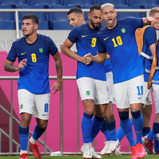 3 Pemain Brasil Paling Berjasa Mengalahkan Meksiko Pada Adu Penalti Di Semifinal Olimpiade Tokyo 2020 Dunia Bola Com