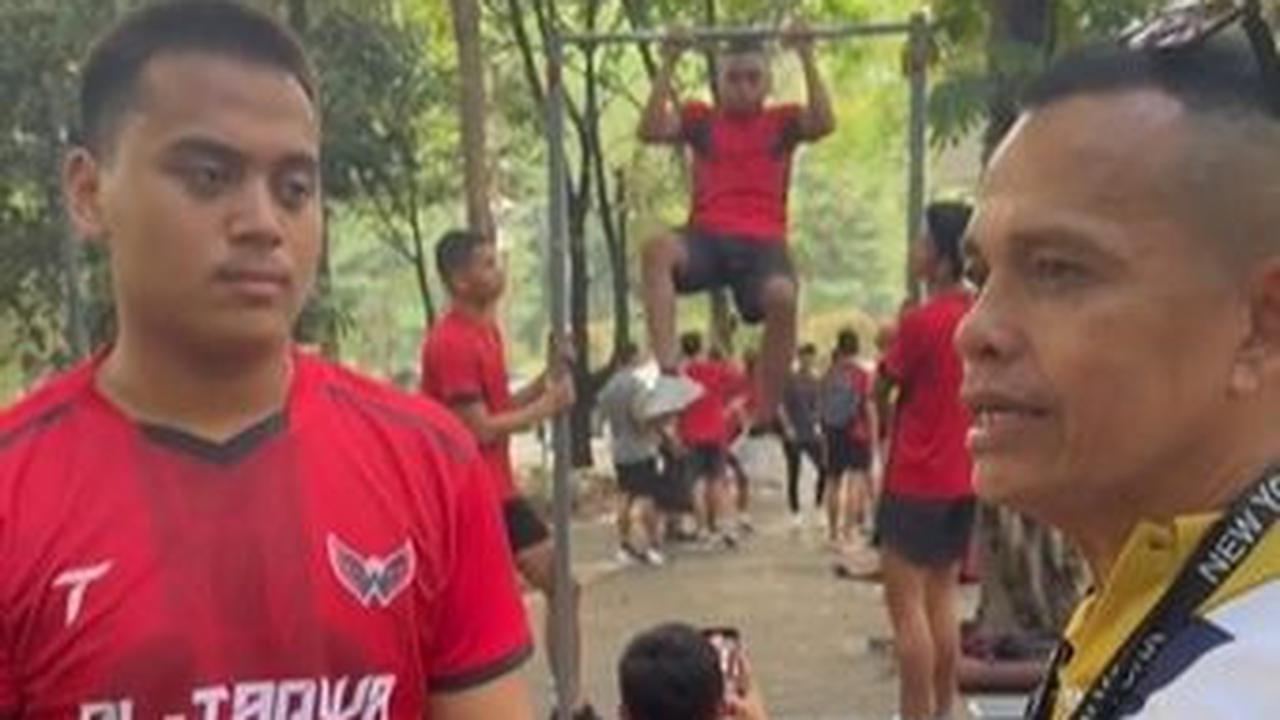 Dalam video tersebut, Ganteng pun sempat memperkenalkan diri dan mengungkap keinginannya bisa masuk Akmil.