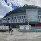 Penampakan Rumah sakit Waa-Banti di Tembagapura, Kabupaten Mimika Papua Tengah. (Liputan6.com/Katharina Janur/PTFI)