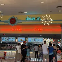 Rekomendasi Restoran di Resorts World Sentosa Singapura. [Anisha/Fimela]