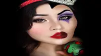 Kimberly Money seorang make up artis profesional menggabungkan dua karakter disney dalam satu wajahnya