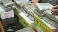 Misteri Kotak Pempek Palembang Isi Daun Ganja