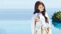 Seohyun ternyata telah melakukan pemotretan yang dilakukan di Pulau Dewata (Cosmopolitan/AllKpop)