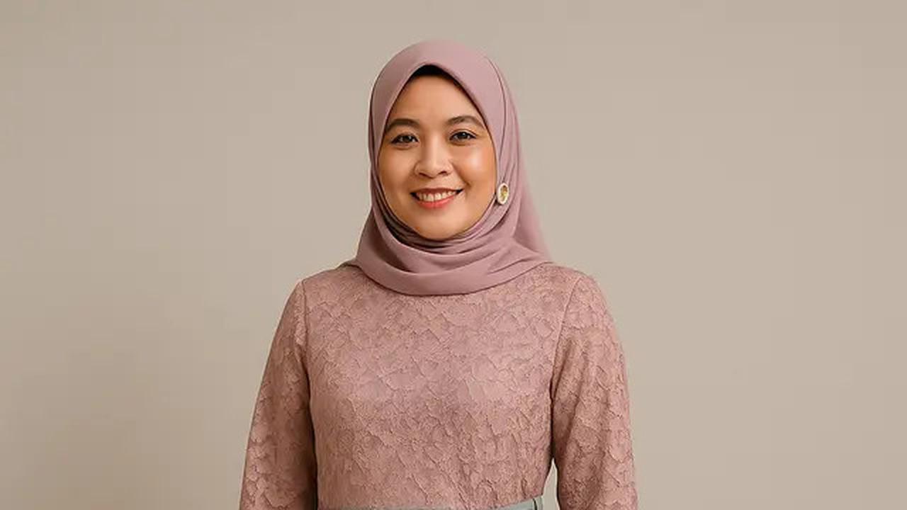 10 Rekomendasi Gamis Brokat Tali Samping untuk Ibu-ibu Usia 40 Tahun