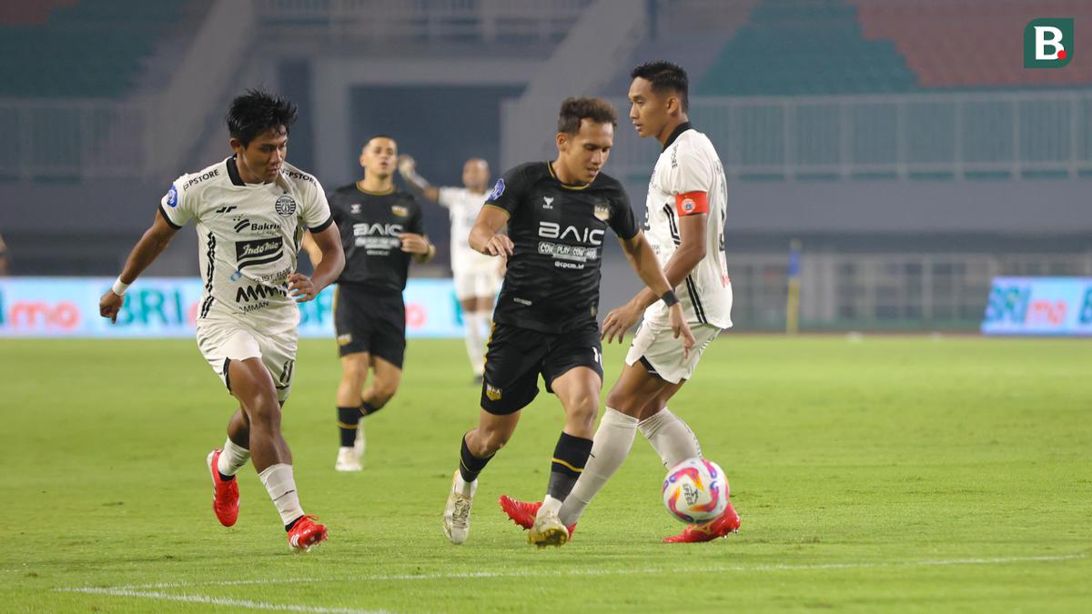 Foto: Aksi Impresif Egy Maulana Vikri yang Buat Kerepotan Lini Belakang Persija Jakarta