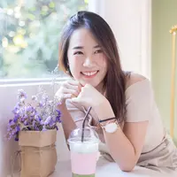 Ilustrasi perempuan jatuh cinta/copyrightshutterstock/Teerawit Chankowet