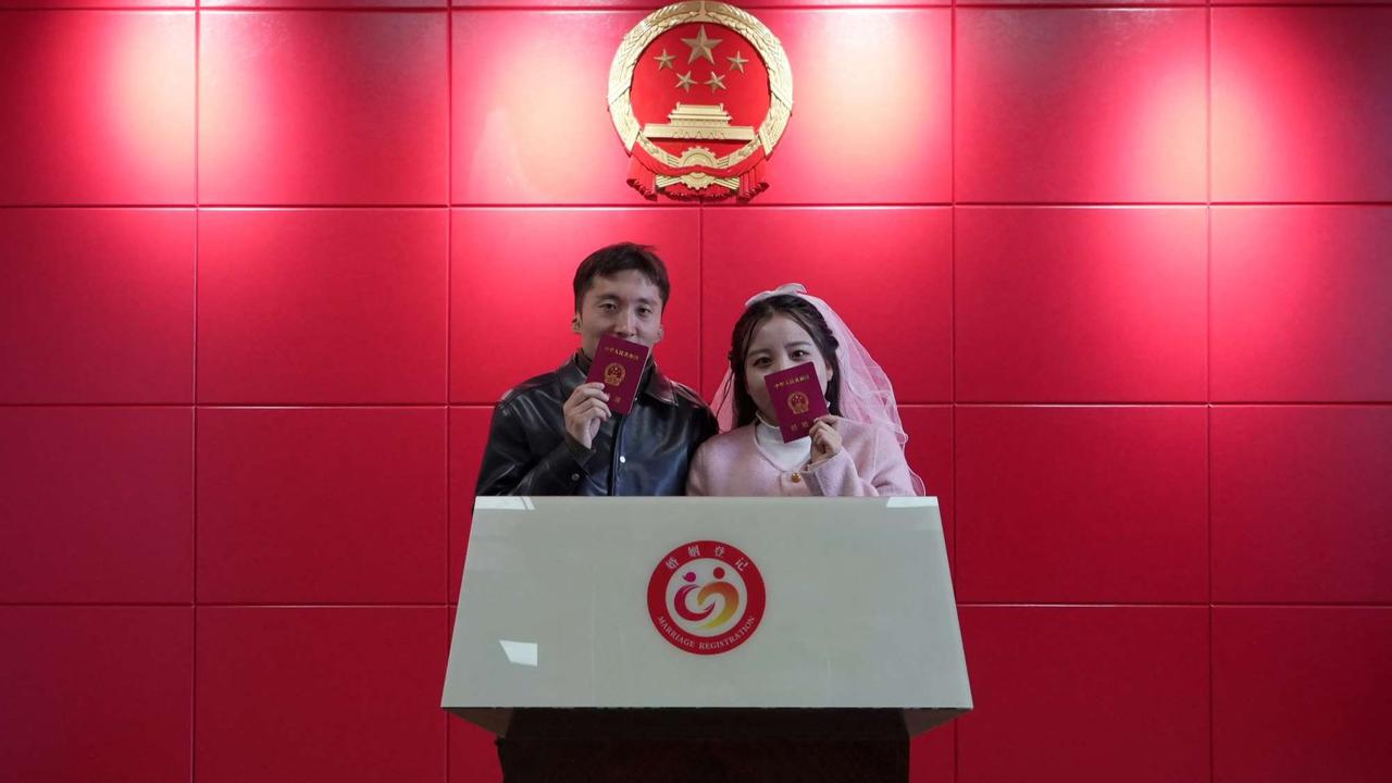 China Bayar Warganya yang Mau Menikah
