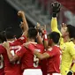 Timnas Indonesia memang takluk 0-4 di leg pertama Final Piala AFF 2020 dari Thailand. Namun, berhentilah meratapi kekalahan tersebut karena masih ada leg kedua. Kita patut bangga, 3 pemain Garuda dinominasikan sebagai pemain muda terbaik. Berikut daftar lengkapnya. (AP/Suhaimi Abdullah)