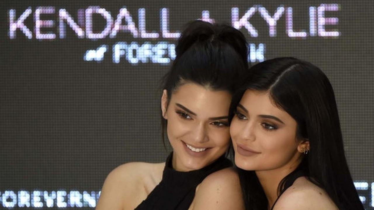 Pesona Kendall dan Kylie bikin heboh fans di Melbourne
