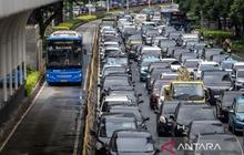 Kenaikan Tarif Transjakarta: Antara Kebutuhan Subsidi dan Dampak pada Warga Jakarta